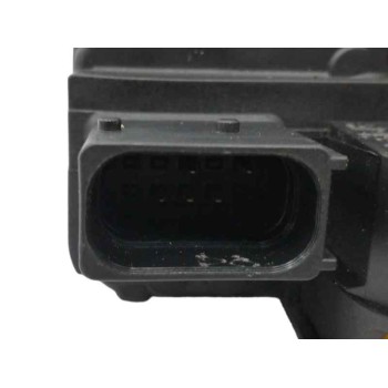 Recambio de cerradura puerta trasera izquierda para chevrolet trax 1.7 diesel cat referencia OEM IAM 13579545  