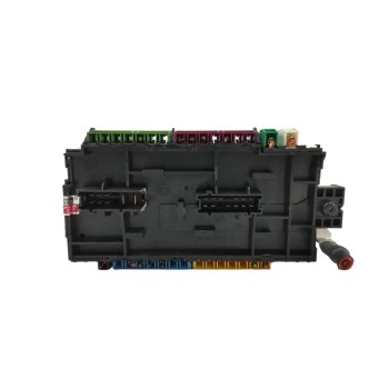 Recambio de caja reles / fusibles para mercedes-benz vito kasten 1.6 cdi cat referencia OEM IAM A2469067100  