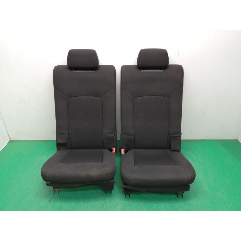 Recambio de asientos tercera fila para chevrolet orlando lt+ referencia OEM IAM   