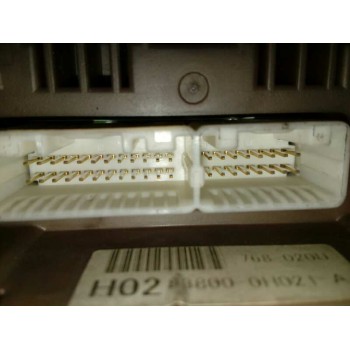 Recambio de cuadro instrumentos para peugeot 107 urban referencia OEM IAM 838000H021A 6106QT 