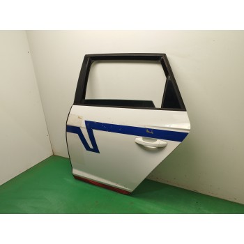 Recambio de puerta trasera izquierda para seat leon st (5f8) 2.0 tdi referencia OEM IAM 5F9833055  