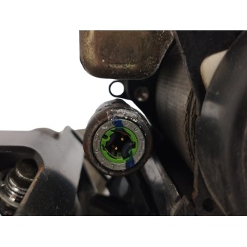 Recambio de cinturon seguridad delantero derecho para kia carens 2.0 turbodiesel cat referencia OEM IAM   