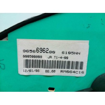Recambio de cuadro instrumentos para peugeot 206+ básico referencia OEM IAM 9656696280  