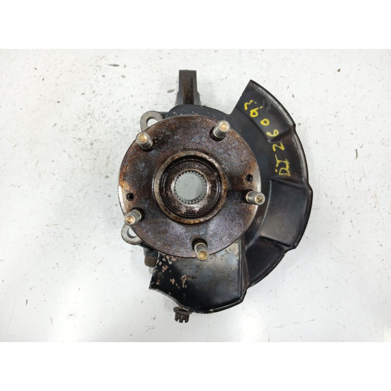 Recambio de mangueta delantera izquierda para volvo v40 familiar 2.0 16v cat referencia OEM IAM   