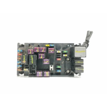 CAJA RELES / FUSIBLES 82241FG030 