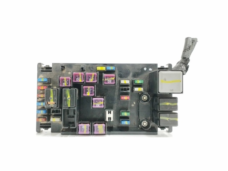 Recambio de caja reles / fusibles para subaru impreza g12 2.0 diesel cat referencia OEM IAM 82241FG030  