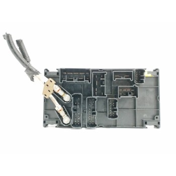 Recambio de caja reles / fusibles para subaru impreza g12 2.0 diesel cat referencia OEM IAM 82241FG030  