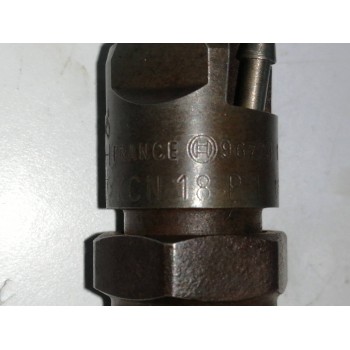 Recambio de inyector para nissan serena (c23m) 2.3 diesel referencia OEM IAM KCN18P1  