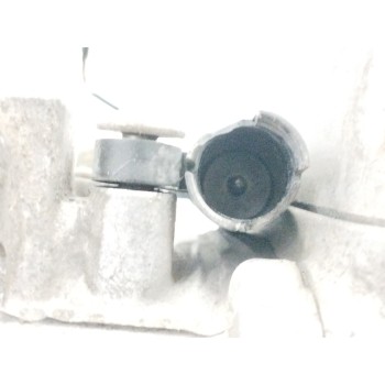 Recambio de compresor aire acondicionado para land rover freelander 2.0 td4 cat referencia OEM IAM  ENCHUFE DAÑADO 