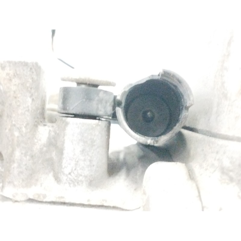 COMPRESOR AIRE ACONDICIONADO ENCHUFE DAÑADO