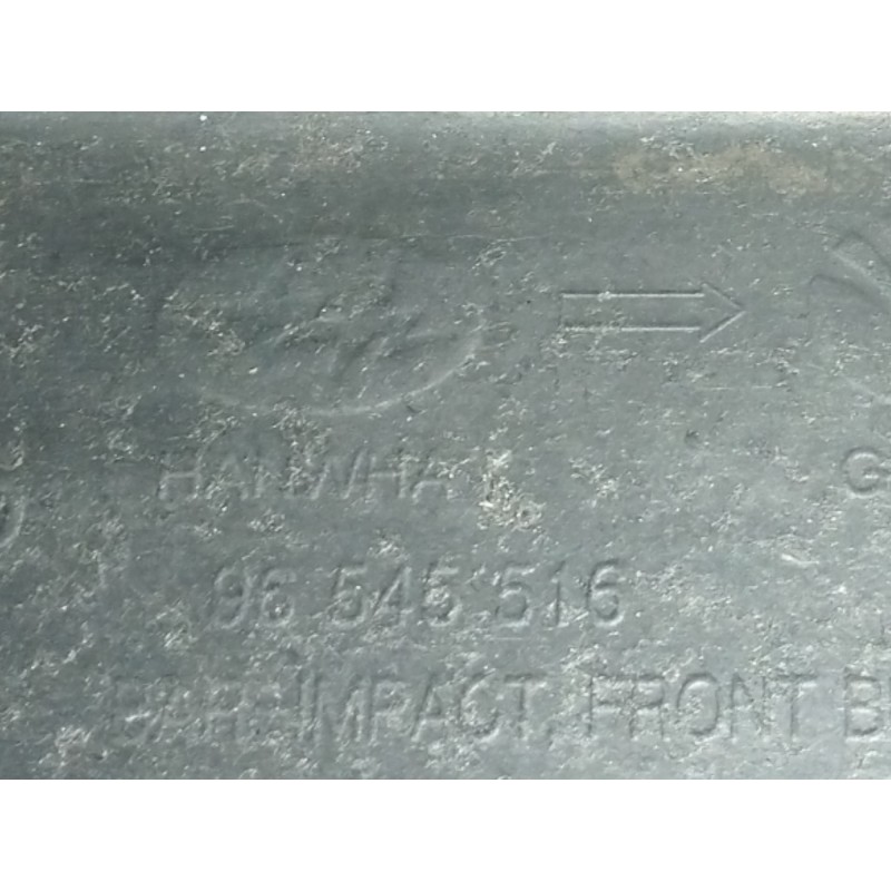 REFUERZO PARAGOLPES DELANTERO