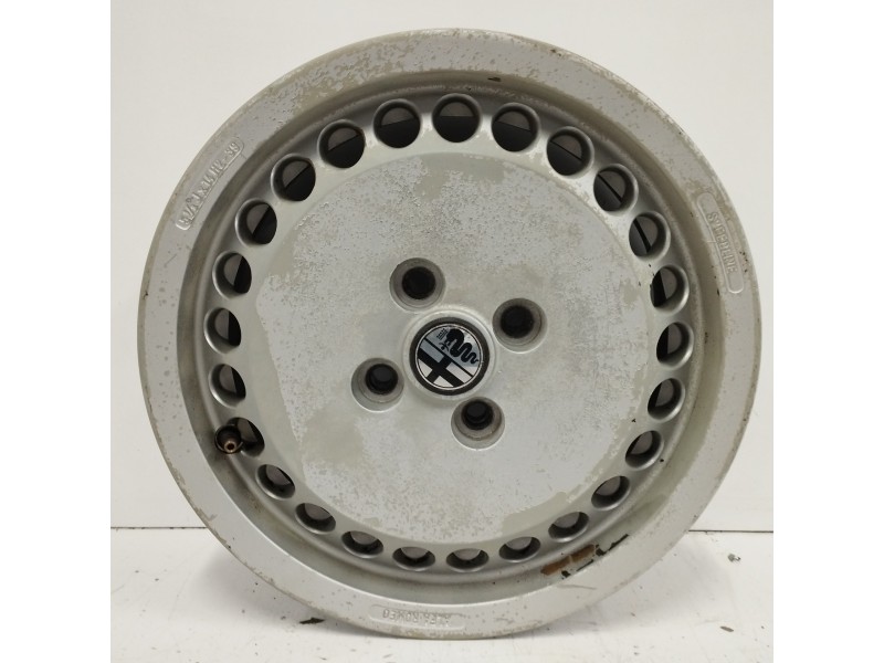 Recambio de llanta para alfa romeo 33 berlina 1.3 milano referencia OEM IAM 60561985 5,5JX14H2-39 4H 4X95 , 5