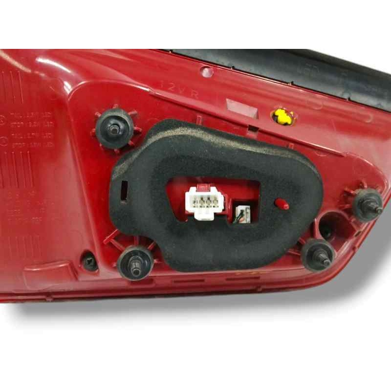 PILOTO TRASERO DERECHO INTERIOR