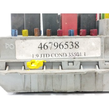 Recambio de caja reles / fusibles para fiat stilo (192) 1.9 jtd cat referencia OEM IAM 46796538  