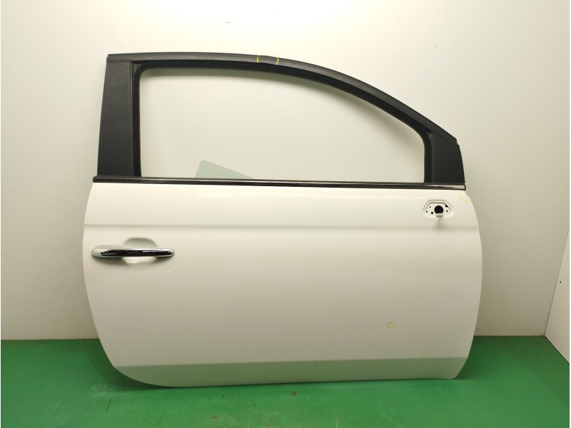 Recambio de puerta delantera derecha para fiat 500 hybrid 1.0 referencia OEM IAM  OBSERVAR FOTOS 