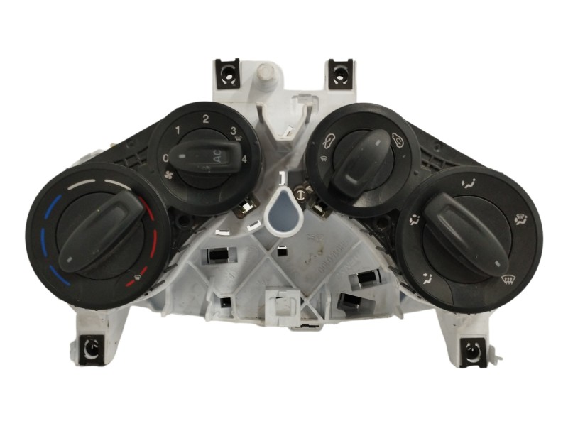 Recambio de mando calefaccion / aire acondicionado para ford ka (ccu) 1.2 8v cat referencia OEM IAM 5Q0600000 5H0140100 Recambio de mando calefaccion / aire acondicionado para ford ka (ccu) 1.2 8v cat referencia OEM IAM 5Q0600000 5H0140100