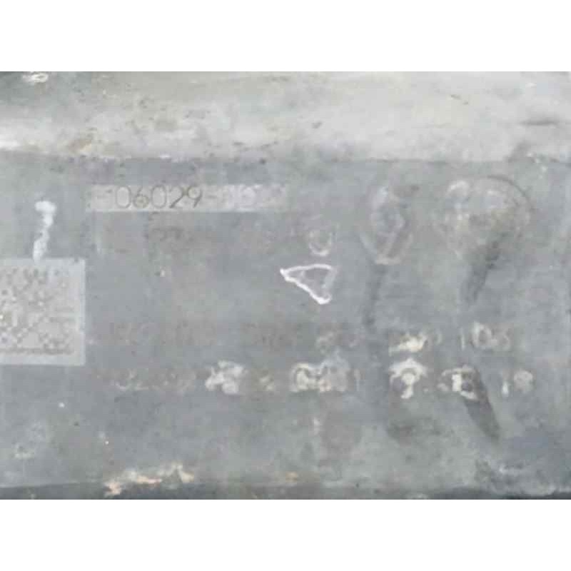 ELEVALUNAS TRASERO IZQUIERDO