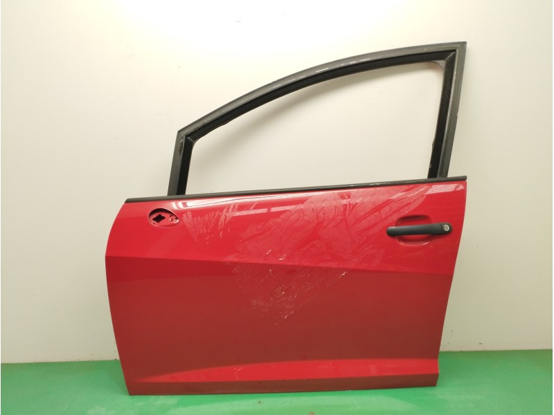 Recambio de puerta delantera izquierda para seat ibiza st (6p8) 1.4 tdi referencia OEM IAM 6J4831055 Recambio de puerta delantera izquierda para seat ibiza st (6p8) 1.4 tdi referencia OEM IAM 6J4831055
