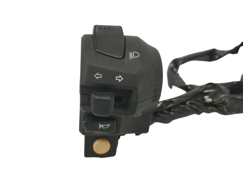 Recambio de piña de luces para sym joymax 125cc gts referencia OEM IAM 35200HNL000 Recambio de piña de luces para sym joymax 125cc gts referencia OEM IAM 35200HNL000