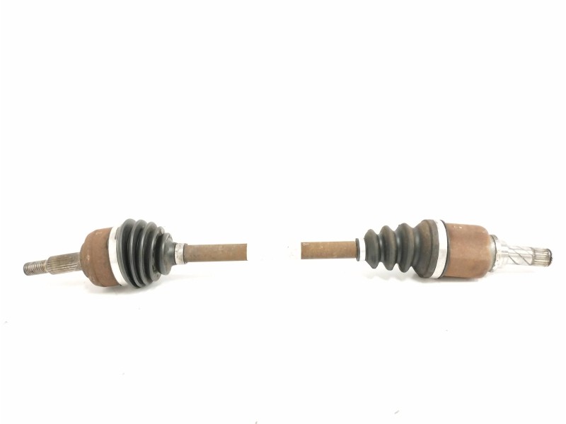 Recambio de transmision delantera izquierda para renault megane iii berlina 5 p 1.6 16v referencia OEM IAM 8200788672  