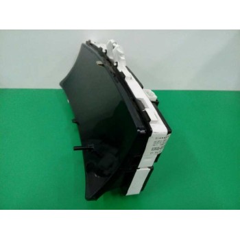 Recambio de cuadro instrumentos para toyota corolla familiar (e12) 1.4 d-4d luna referencia OEM IAM 8380002C60 110080288002 