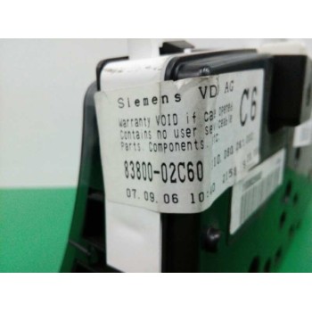 Recambio de cuadro instrumentos para toyota corolla familiar (e12) 1.4 d-4d luna referencia OEM IAM 8380002C60 110080288002 