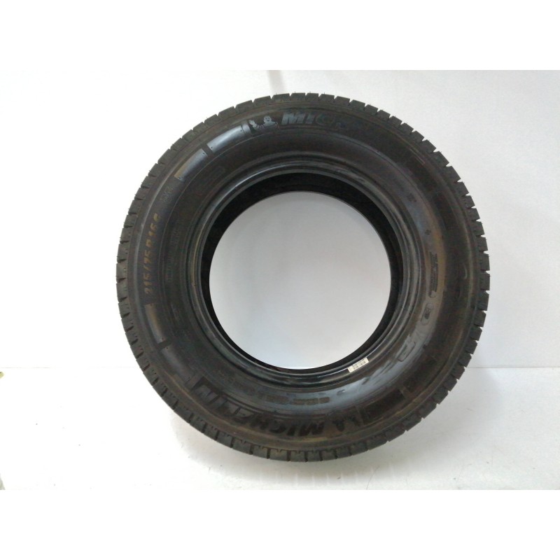 Recambio de neumatico para para varios modelos referencia OEM IAM 21575R16 MICHELIN AGILIS