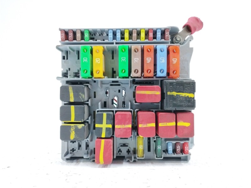 Recambio de caja reles / fusibles para fiat nuova 500 (150) 1.2 cat referencia OEM IAM 51905216 Recambio de caja reles / fusibles para fiat nuova 500 (150) 1.2 cat referencia OEM IAM 51905216