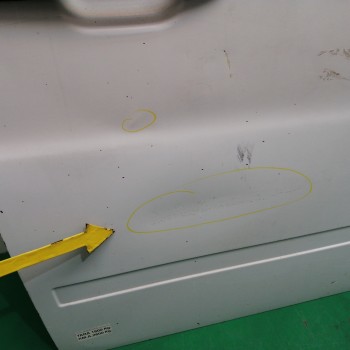 Recambio de puerta delantera derecha para mercedes-benz vito (w638) combi 2.3 diesel referencia OEM IAM  OBSERVAR FOTOS 