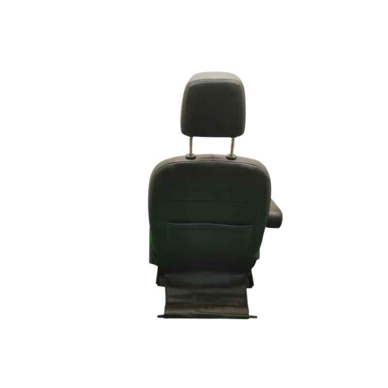 ASIENTO DELANTERO IZQUIERDO