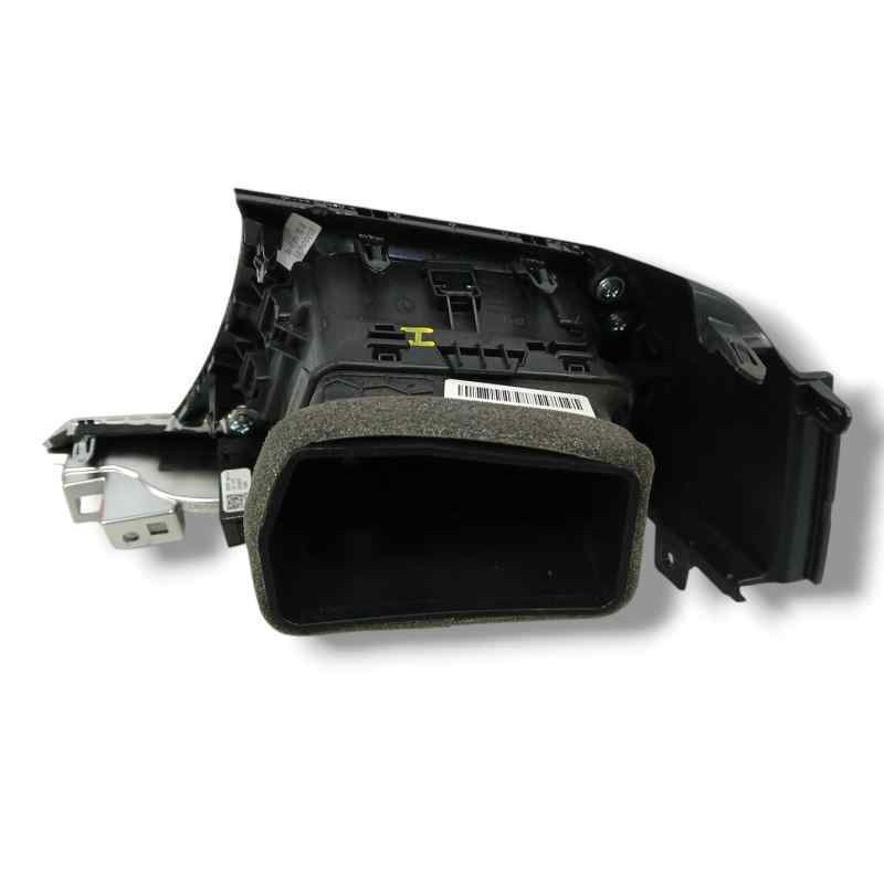 REJILLA AIREADORA LADO IZQUIERDO