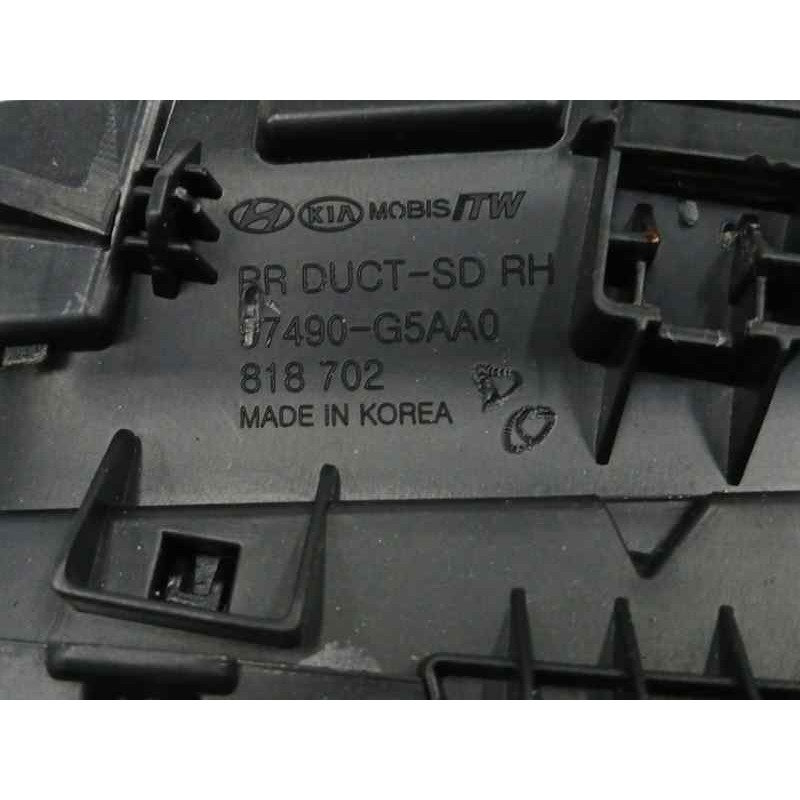 REJILLA AIREADORA LADO DERECHO