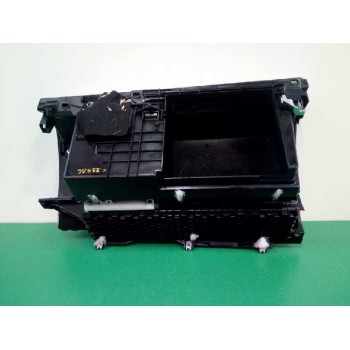 Recambio de guantera para mercedes-benz clase m (w164) 3.0 cdi cat referencia OEM IAM A1646800091  