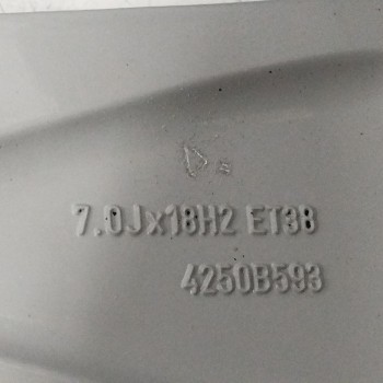 Recambio de llanta para mitsubishi outlander ii (cw_w) 2.2 di-d 4wd referencia OEM IAM 4250B593 7,0JX18H2 ET38 5H 5X115