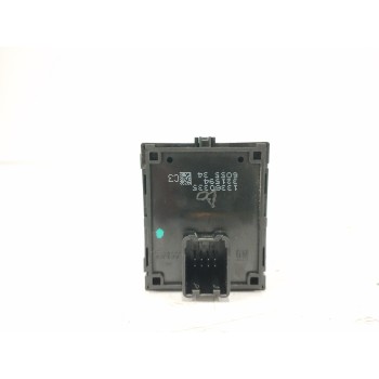 Recambio de mando elevalunas delantero izquierdo para opel adam 1.4 16v referencia OEM IAM 13360335  