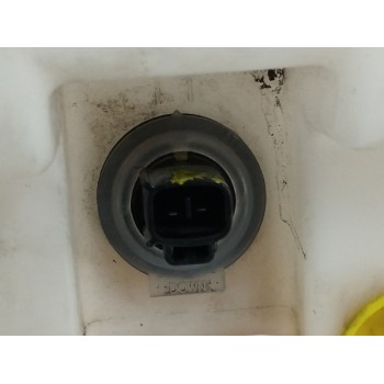 Recambio de deposito limpia para lexus rx 300(mcu35) 3.0 v6 cat referencia OEM IAM 060851112  