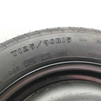 Recambio de neumatico repuesto para volvo v40 familiar 1.8 16v referencia OEM IAM 30620658 3,50BX15H2 ET40 4H 4X115