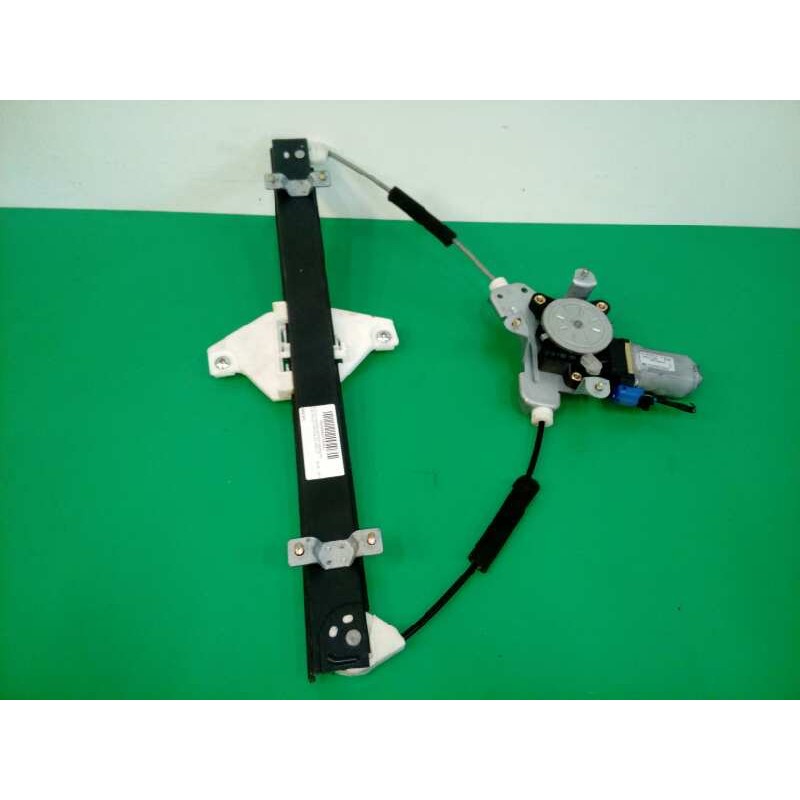 Recambio de elevalunas delantero derecho para chevrolet captiva 2.0 vcdi lt referencia OEM IAM FUNDA 25937972 