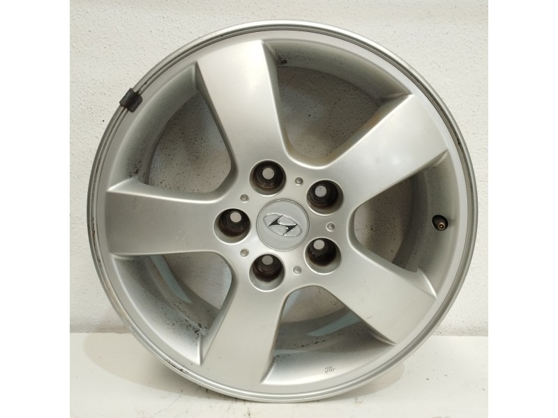 Recambio de llanta para hyundai tucson (jm) 2,0 classic 4x2 referencia OEM IAM 529102E370 6,5JX16 ET46 5H 5X115