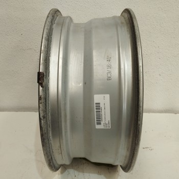 Recambio de llanta para hyundai tucson (jm) 2,0 classic 4x2 referencia OEM IAM 529102E370 6,5JX16 ET46 5H 5X115
