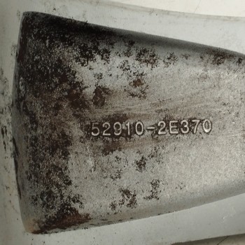 Recambio de llanta para hyundai tucson (jm) 2,0 classic 4x2 referencia OEM IAM 529102E370 6,5JX16 ET46 5H 5X115