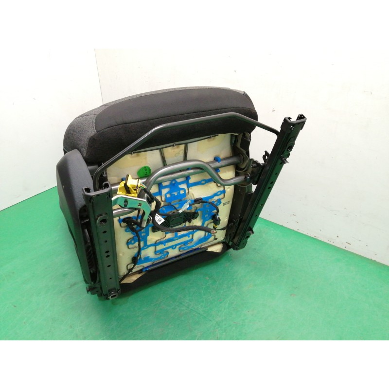 ASIENTO DELANTERO DERECHO