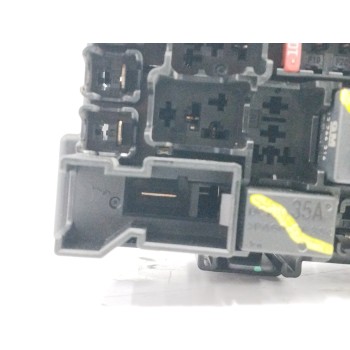 Recambio de caja reles / fusibles para opel adam 1.4 16v referencia OEM IAM 2B0Z4010F  