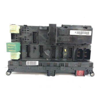 CAJA RELES / FUSIBLES 8380409 