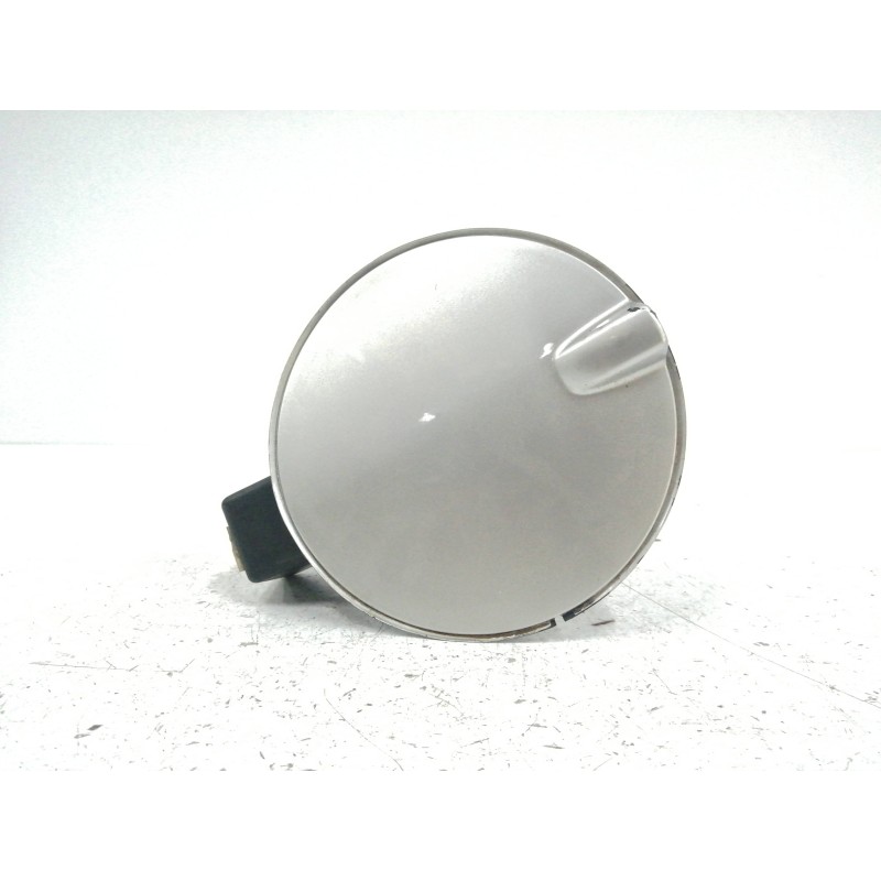 TAPA EXTERIOR COMBUSTIBLE