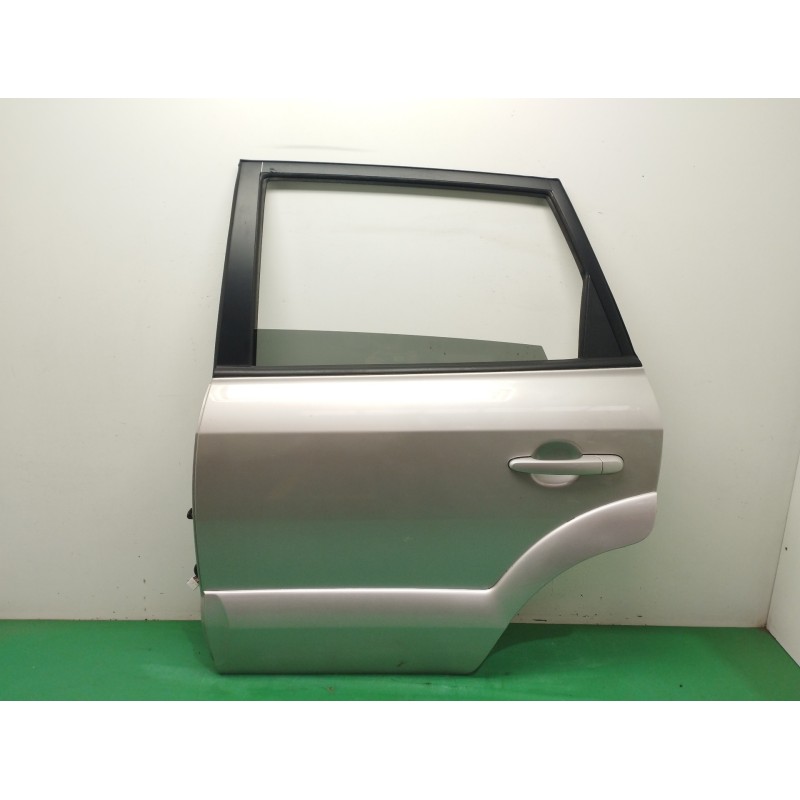 Recambio de puerta trasera izquierda para hyundai tucson (jm) 2.0 crdi referencia OEM IAM   