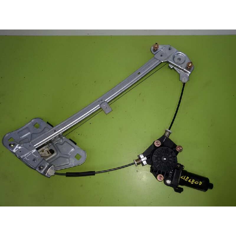 Recambio de elevalunas delantero derecho para hyundai xg 3.0 v6 gls referencia OEM IAM FUNDA 8240439000 CARIBE FUNDA