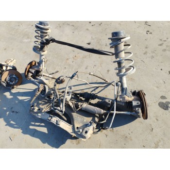 Recambio de puente delantero para peugeot 206 berlina 1.4 hdi referencia OEM IAM   