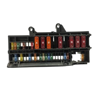 CAJA RELES / FUSIBLES 6900582 