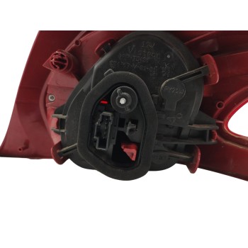 Recambio de piloto trasero izquierdo para peugeot 208 1.2 12v vti referencia OEM IAM   